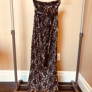 Maternity wardrobe - size small